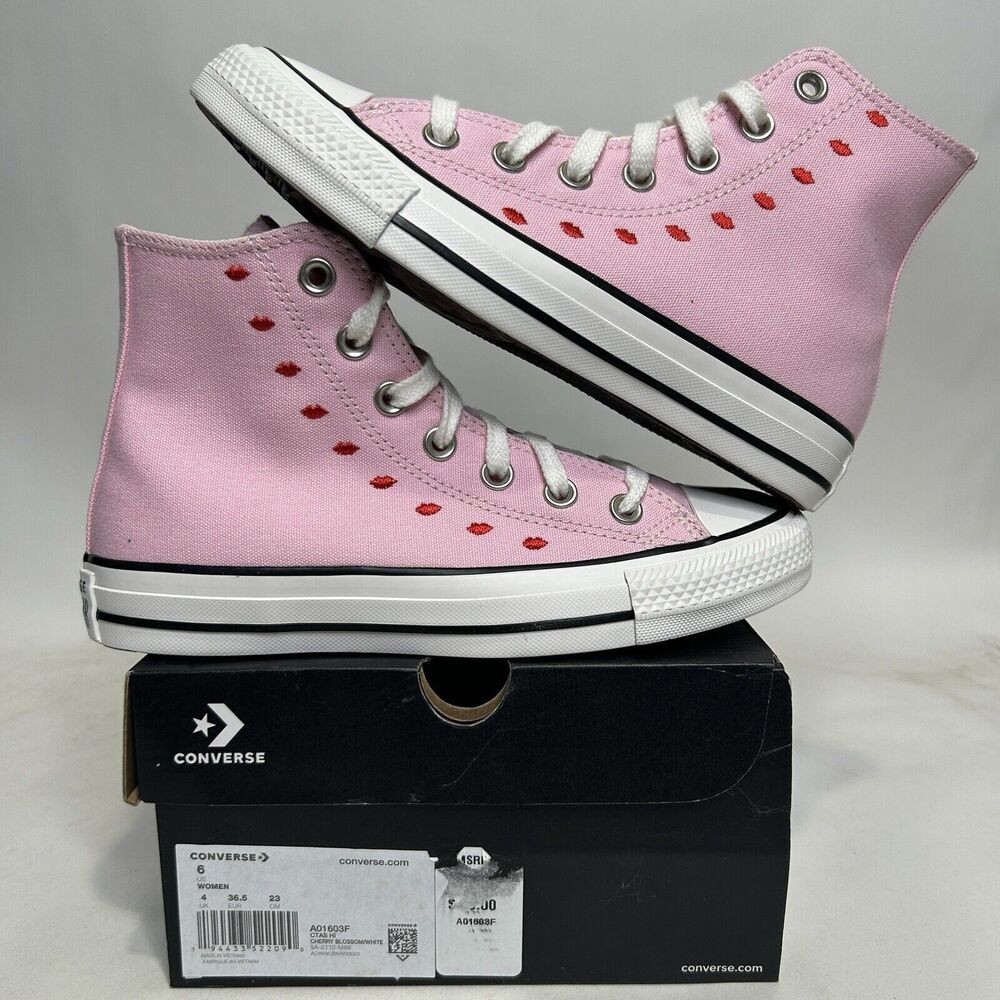 Converse All Star Chuck Taylor Hi Top “Valentine’s Day Kisses”